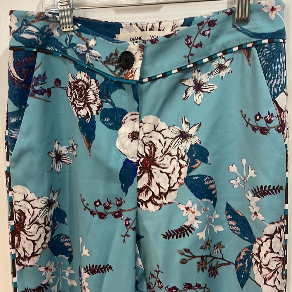 DIANE VON FURSTENBERG DVF ASHLEY FLORAL PRINT CADY STRAIGHT LEG PANT - Picture 3 of 11